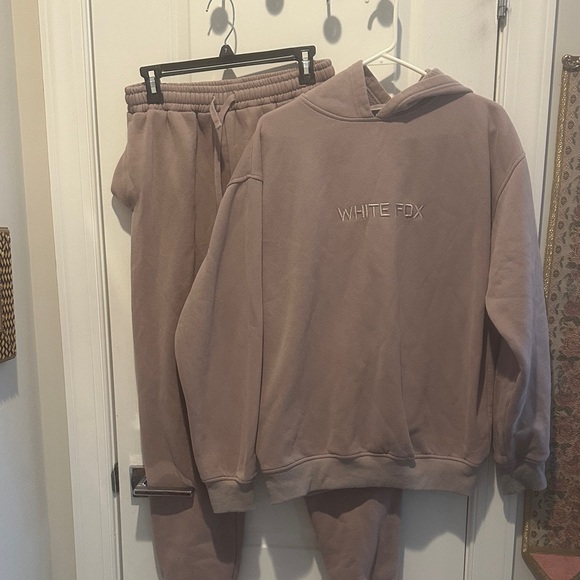 White Fox Boutique Pants - Tan Hoodie suit